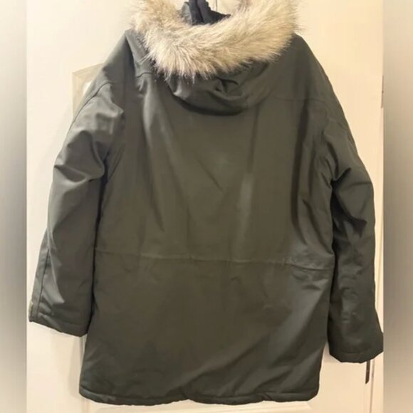 Fjallraven Nuuk Insulated Parka - Picture 2 of 2